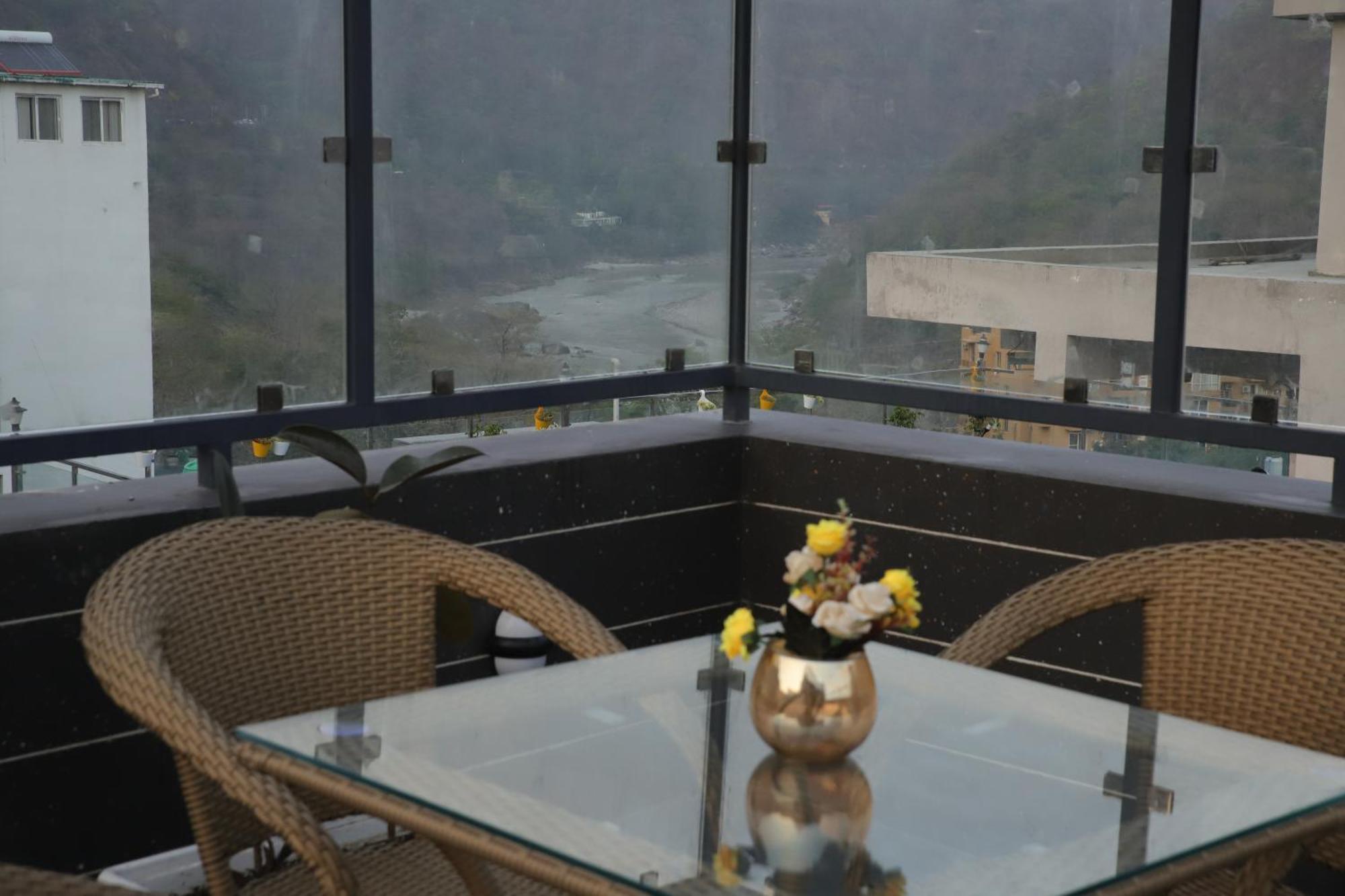 Perfectstayz Heritage Near Neem Beach Rishikesh Exterior photo