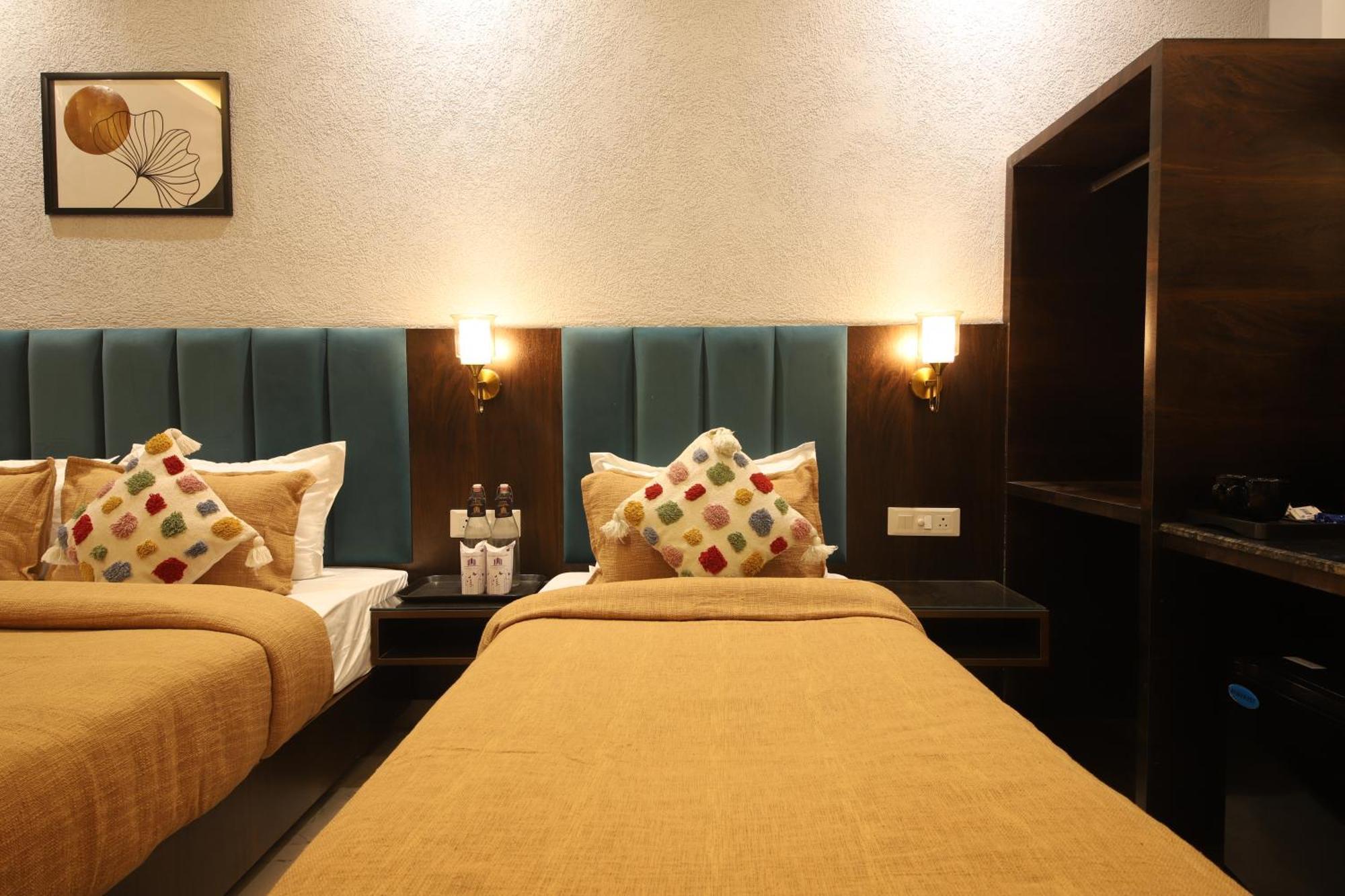 Perfectstayz Heritage Near Neem Beach Rishikesh Exterior photo