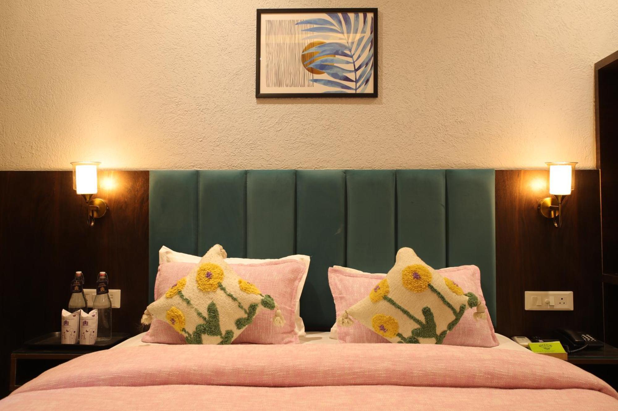 Perfectstayz Heritage Near Neem Beach Rishikesh Exterior photo